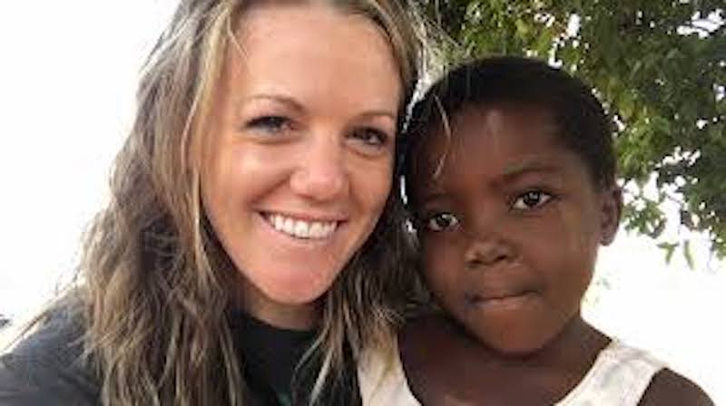 Amy Olson Partners with Golf Fore Africa